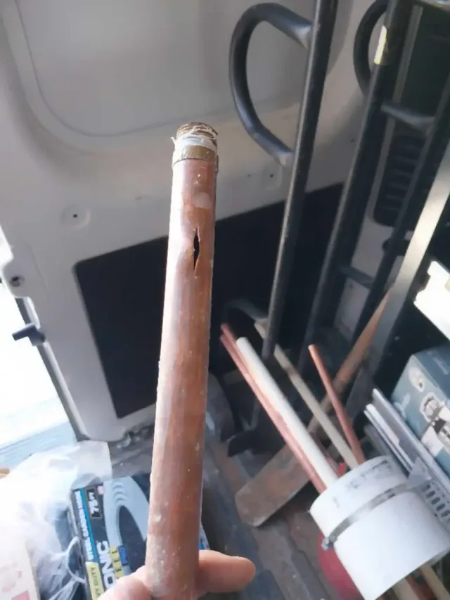 broken plumbing pipe repair